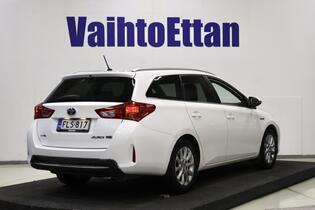 Toyota Auris vaihtoauto