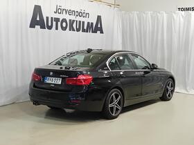 BMW 330 vaihtoauto