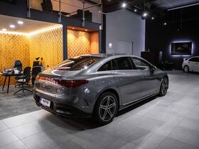 Mercedes-Benz EQE vaihtoauto