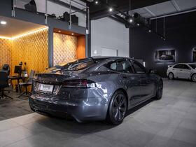 Tesla Model S vaihtoauto