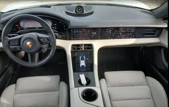 Porsche Taycan vaihtoauto