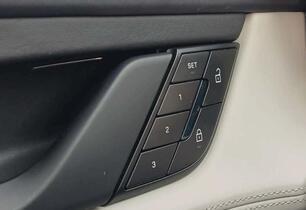 Porsche Taycan vaihtoauto