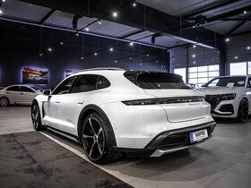 Porsche Taycan vaihtoauto