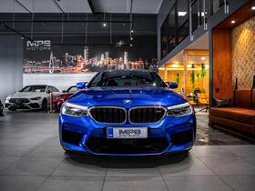 BMW M5 vaihtoauto
