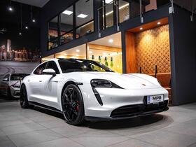 Porsche Taycan vaihtoauto