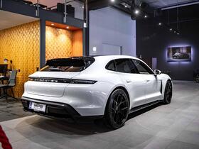 Porsche Taycan vaihtoauto