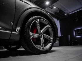 Audi Q8 e-tron vaihtoauto