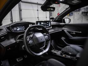 Peugeot e-208 vaihtoauto