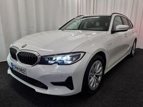 BMW 330 vaihtoauto