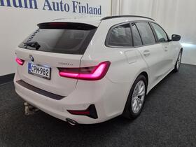 BMW 330 vaihtoauto