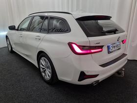 BMW 330 vaihtoauto