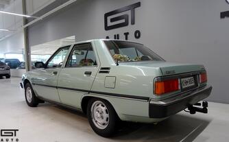 Mitsubishi Tredia vaihtoauto