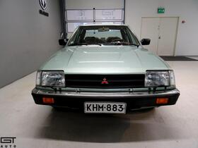 Mitsubishi Tredia vaihtoauto