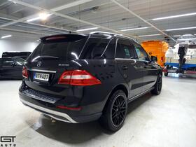 Mercedes-Benz ML vaihtoauto