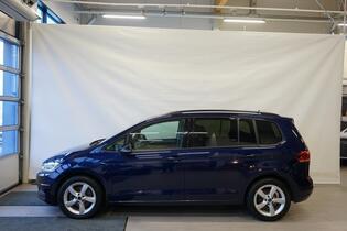 Volkswagen Touran vaihtoauto