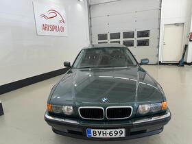 BMW 735 vaihtoauto