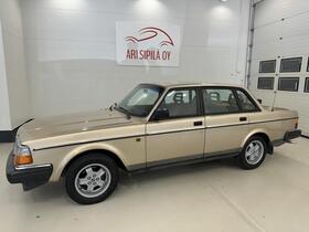 Volvo 240 vaihtoauto