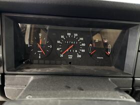 Volvo 240 vaihtoauto