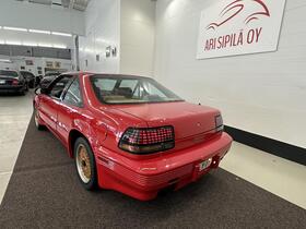 Pontiac Grand Prix vaihtoauto