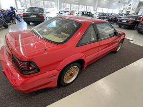 Pontiac Grand Prix vaihtoauto