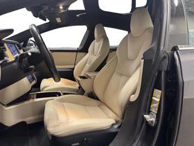 Tesla Model S vaihtoauto