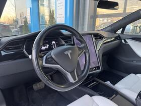 Tesla Model S vaihtoauto