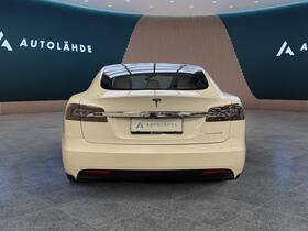 Tesla Model S vaihtoauto