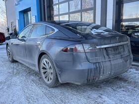 Tesla Model S vaihtoauto