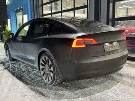 Tesla Model 3 vaihtoauto