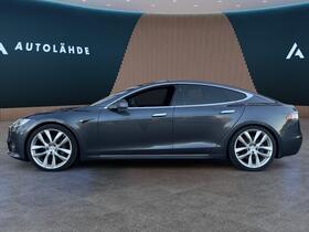 Tesla Model S vaihtoauto