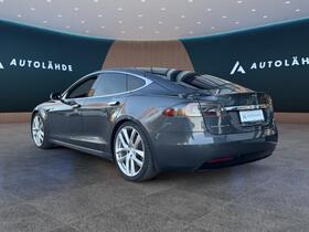 Tesla Model S vaihtoauto