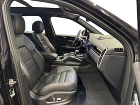 Porsche Cayenne vaihtoauto