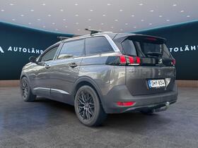 Peugeot 5008 vaihtoauto