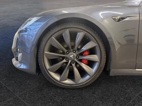 Tesla Model S vaihtoauto