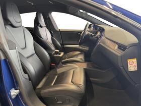 Tesla Model S vaihtoauto