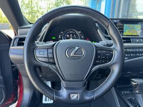 Lexus ES vaihtoauto