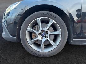 Volvo V40 Cross Country vaihtoauto