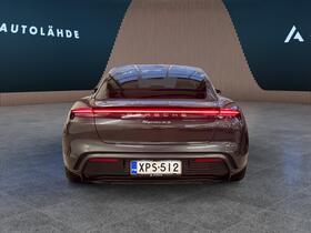 Porsche Taycan vaihtoauto