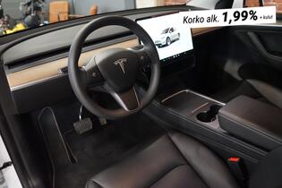 Tesla Model Y vaihtoauto