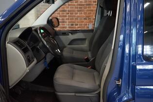 Volkswagen Caravelle vaihtoauto