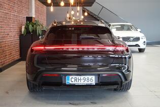 Porsche Taycan vaihtoauto