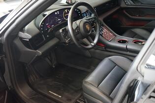Porsche Taycan vaihtoauto