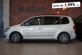 Volkswagen Touran vaihtoauto