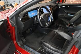 Tesla Model S vaihtoauto