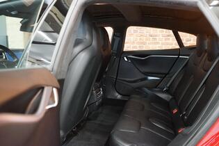 Tesla Model S vaihtoauto