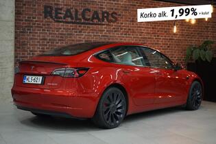 Tesla Model 3 vaihtoauto