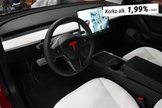 Tesla Model 3 vaihtoauto