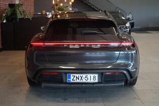 Porsche Taycan vaihtoauto