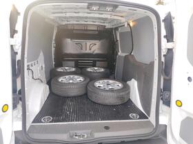 Ford Transit Connect vaihtoauto