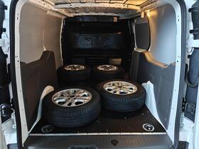 Ford Transit Connect vaihtoauto